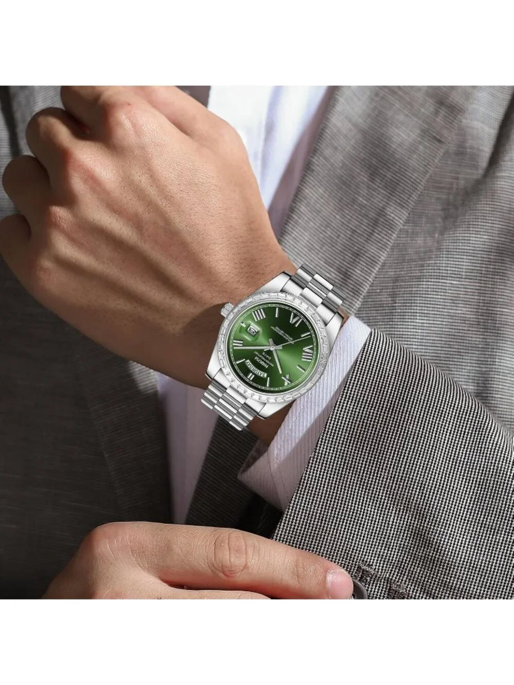 Nibosi Men's Silver Green Analog Quartz Diamond Bezel Stainless Waterproof Watch
